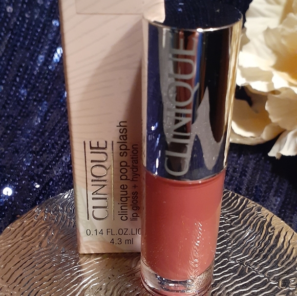 Clinique pop splash lipgloss and hydration - Picture 2 of 3